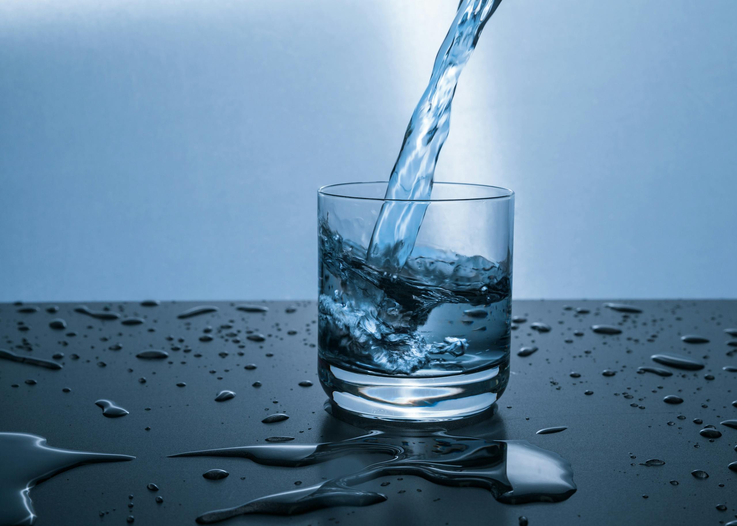 10 Benefits of Drinking Water